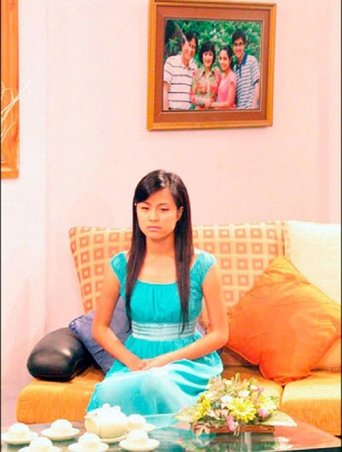 Sau scandal tình cảm đình đám gây chấn động năm 2007, Hoàng Thùy Linh đã chính thức lên tiếng xin lỗi đông đảo người hâm mộ cả nước trên truyền hình. 