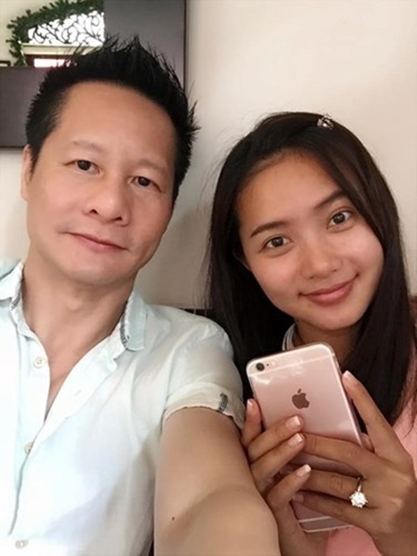 Đại gia Đức An sinh năm 1962 (53 tuổi), hơn Phan Như Thảo 26 tuổi. Ông là doanh nhân Việt kiều Mỹ thành đạt. 