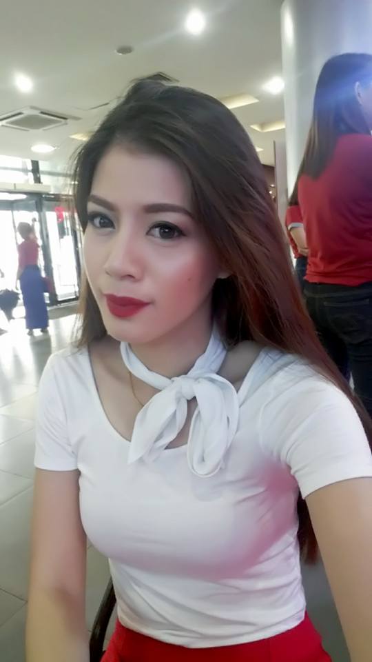 Sự ra đi đột ngột của Poe Sandar Khin giữa lúc con đường sự nghiệp còn đang rộng mở khiến bao người phải xót xa. 