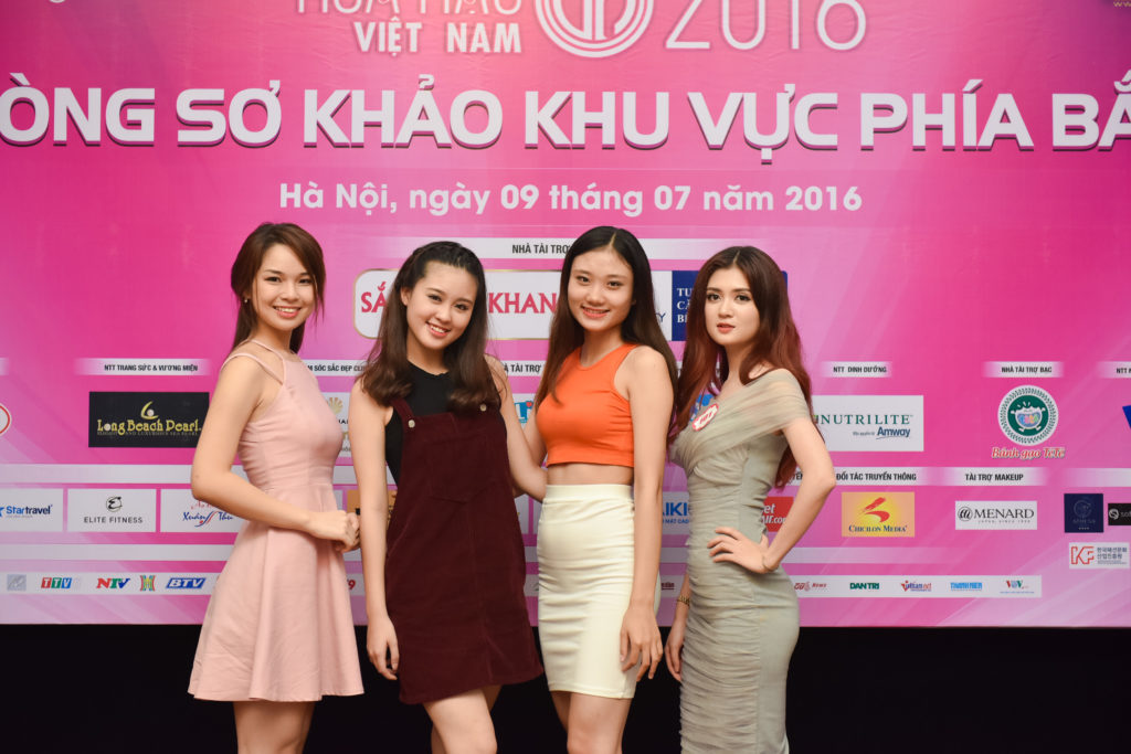 32 thí sinh xinh đẹp và tài năng nhất bước vào vòng Chung khảo phía Bắc gồm: Ngô Quỳnh Anh (Hòa Bình- SBD 088 ); Nguyễn Thị Lan Anh (Vĩnh Phúc – SBD 024); Nguyễn Thị Phương Anh (Quảng Ninh – SBD 035); Vũ Thị Vân Anh (Quảng Ninh – SBD 068); Tô Thị Vân Anh (Thái Bình – SBD 077). 32 thí sinh xinh đẹp và tài năng nhất bước vào vòng Chung khảo phía Bắc gồm: Ngô Quỳnh Anh (Hòa Bình- SBD 088 ); Nguyễn Thị Lan Anh (Vĩnh Phúc – SBD 024); Nguyễn Thị Phương Anh (Quảng Ninh – SBD 035); Vũ Thị Vân Anh (Quảng Ninh – SBD 068); Tô Thị Vân Anh (Thái Bình – SBD 077).