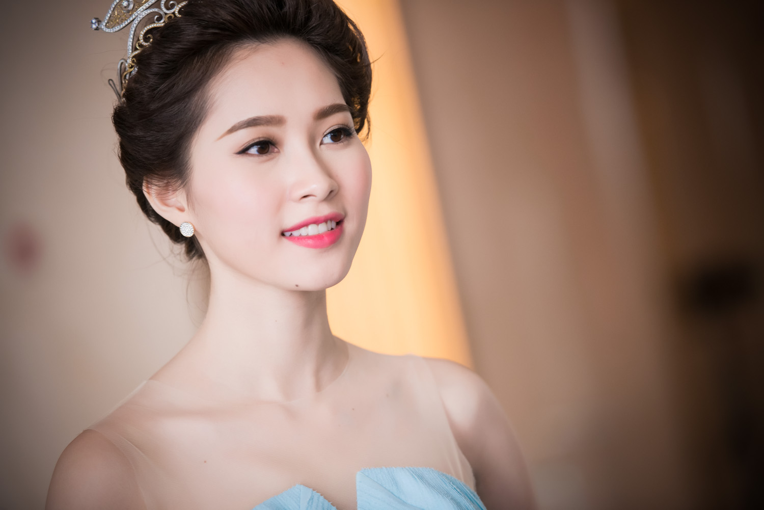 Cô là một trong số ít hoa hậu luôn tích cực với công tác xã hội - từ thiện. Bên cạnh đó, gu thời trang thanh lịch, tinh tế của Thu Thảo cũng nhận được vô số lời khen ngợi từ giới truyền thông và khán giả. Cô là một trong số ít hoa hậu luôn tích cực với công tác xã hội - từ thiện. Bên cạnh đó, gu thời trang thanh lịch, tinh tế của Thu Thảo cũng nhận được vô số lời khen ngợi từ giới truyền thông và khán giả.