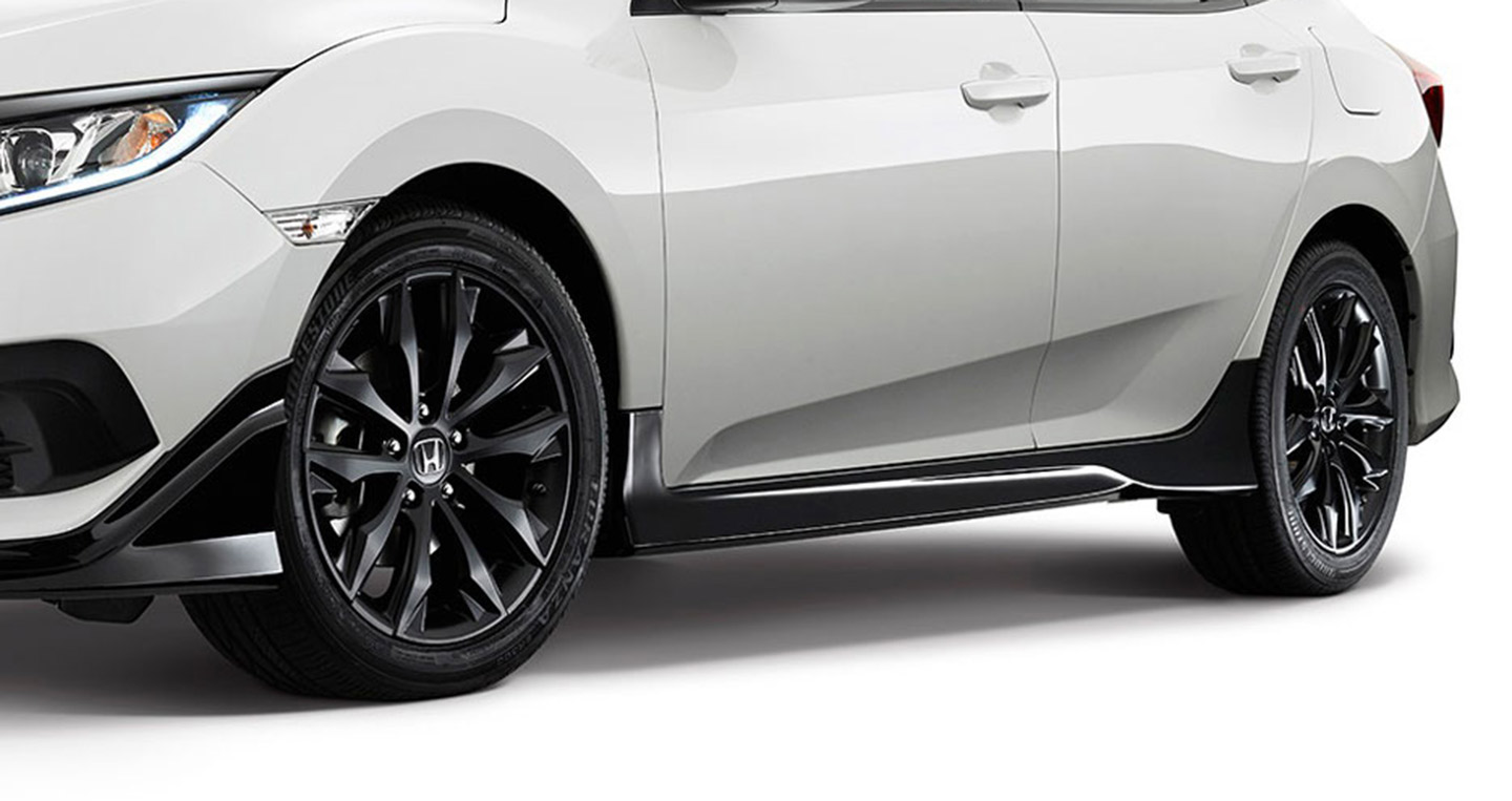 Một số hình ảnh khác về chiếc Honda Civic 2016.