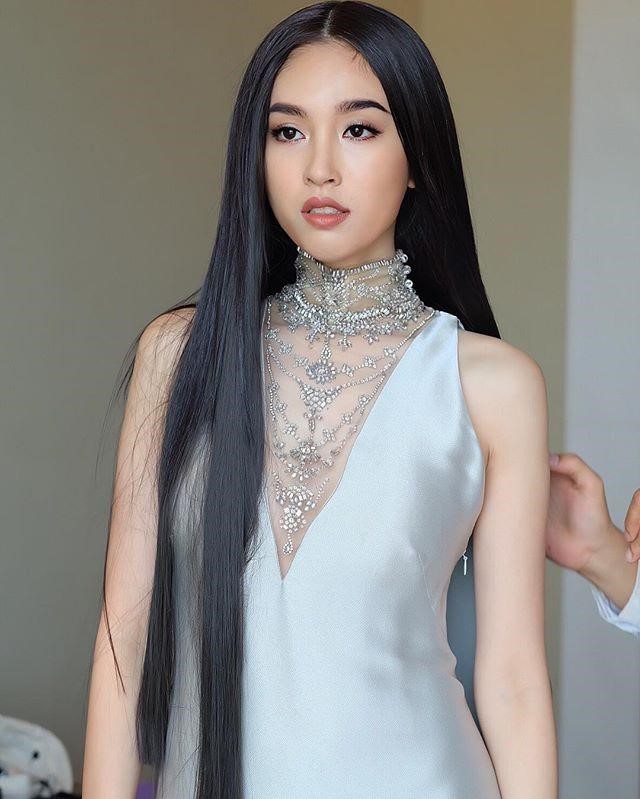 Năm 2015, Nong Poy từng xếp thứ 63 trong danh sách ''100 gương mặt đẹp nhất thế giới'', do TC Candler - website chuyên về điện ảnh - thực hiện.