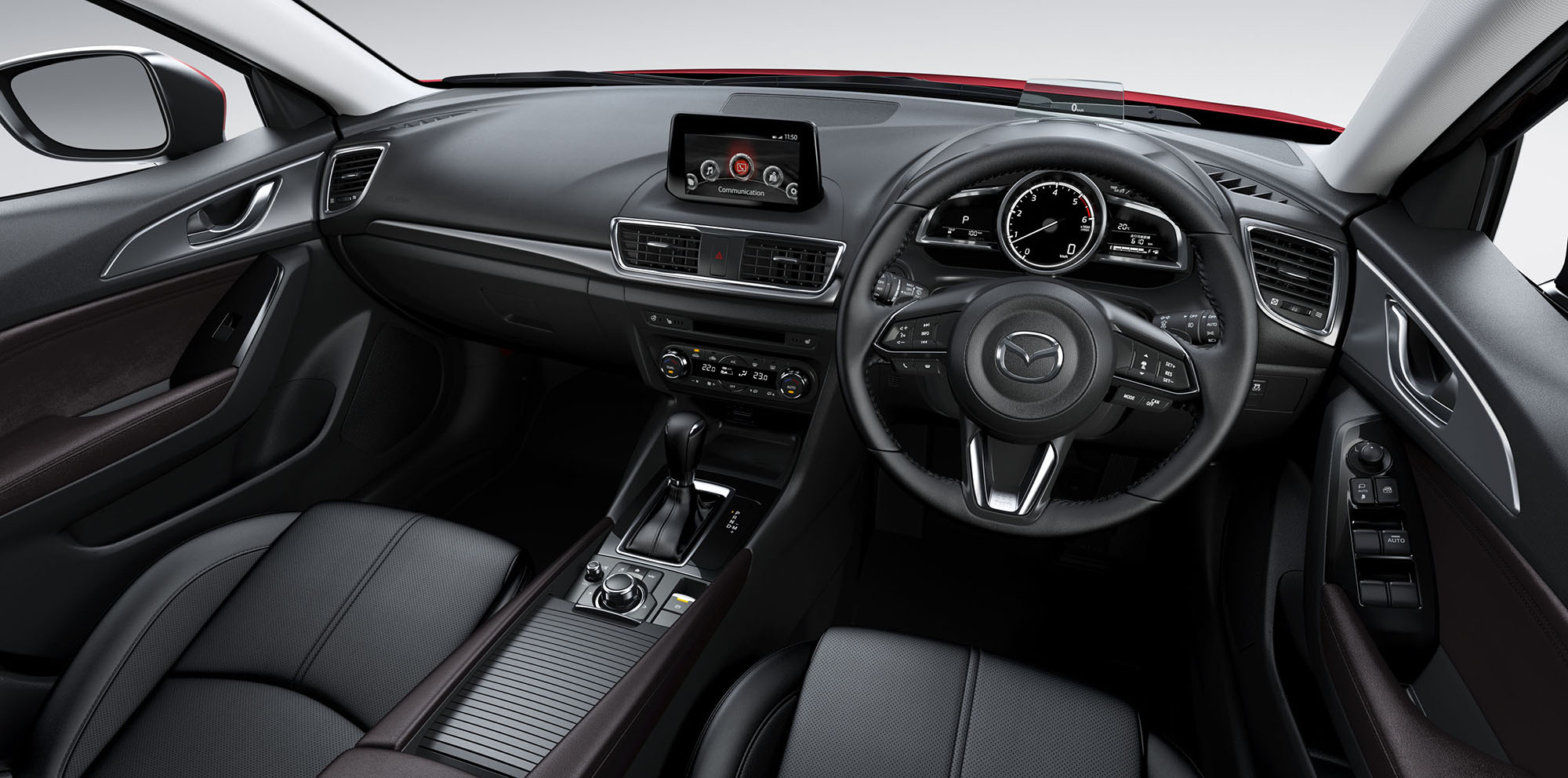 Tại thị trường Nhật, Mazda3 2017 tùy chọn 2 bản động cơ diesel SkyActiv-D gồm 1.5 và 2.2. Bên cạnh động cơ diesel còn có động cơ xăng SkyActiv-G 1,5 lít và bản SkyActiv-G 2.0 kết hợp với hệ dẫn động SkyActiv-Hybrid lấy từ Toyota Prius.