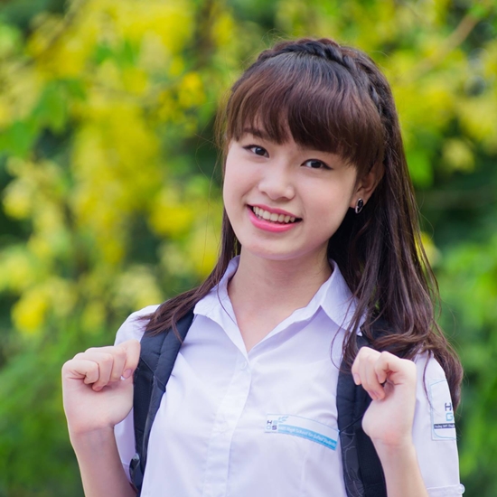 Ngoài năng lực, Ngọc Vân còn có ngoại hình sáng với khuôn mặt xinh xắn, chiều cao 1m74. Không chỉ xinh đẹp, học giỏi, Ngọc Vân còn có đủ các tài lẻ về múa, đàn, vẽ… Chia sẻ về điều này Vân cho biết từ nhỏ đã thích cầm kì thi họa, và có duyên với cây đàn piano từ năm lớp 6. Ngoài năng lực, Ngọc Vân còn có ngoại hình sáng với khuôn mặt xinh xắn, chiều cao 1m74. Không chỉ xinh đẹp, học giỏi, Ngọc Vân còn có đủ các tài lẻ về múa, đàn, vẽ… Chia sẻ về điều này Vân cho biết từ nhỏ đã thích cầm kì thi họa, và có duyên với cây đàn piano từ năm lớp 6.