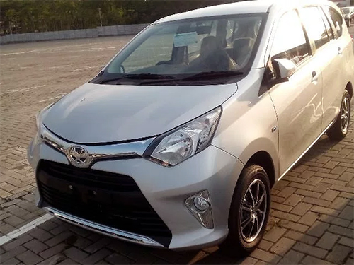 &Ocirc; t&ocirc; gi&aacute; rẻ Toyota Calya gi&aacute; chỉ dưới 200 triệu đồng