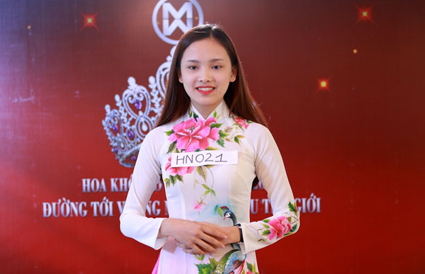 Tố Như cũng là người đẹp của câu lạc bộ Nhà Kinh tế trẻ, cô thường xuyên đi đầu trong các hoạt động văn nghệ, các cuộc thi tìm kiếm tài năng của trường.