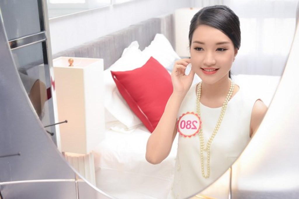 Thí sinh Hoa hậu Việt Nam 2016 Lê Trần Ngọc Trân (SN 1995) hiện là sinh viên khoa báo chí - Truyền thông, trường Đại học khoa học Huế.