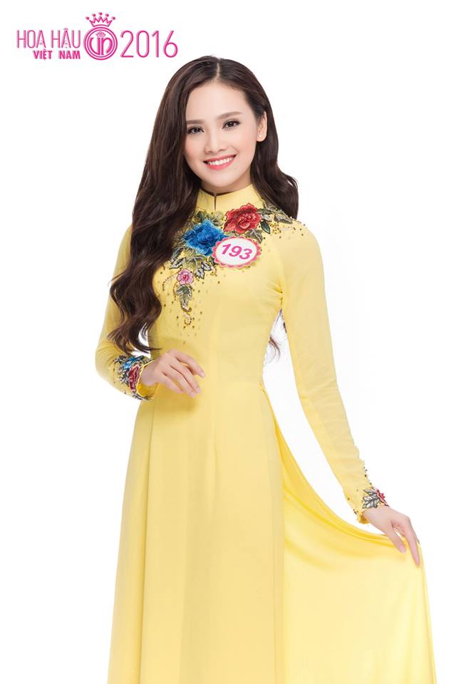 Trên fanpage của Hoa hậu Việt Nam, cô gái Thái Nguyên được khán giả ủng hộ và bình luận tích cực về nhan sắc lẫn học thức.
