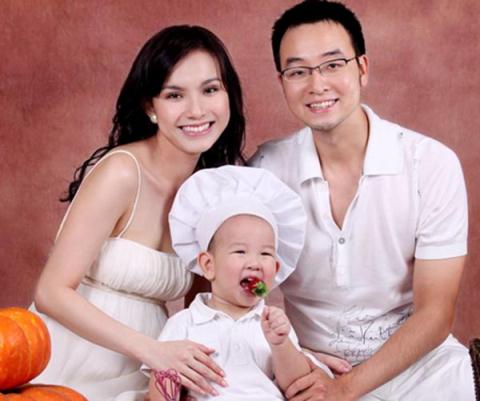 Từ khi hạ sinh cậu con trai kháu khỉnh, Thùy Lâm cũng hạn chế xuất hiện ở chốn đông người.