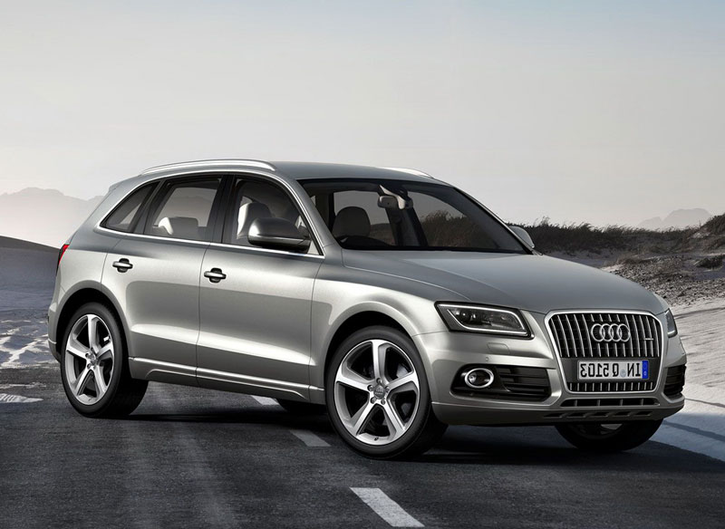 5. Audi Q5 2016 là đời thứ hai của chiếc SUV kể từ khi lần đầu tiên ra mắt thị trường năm 2008. Audi cho biết xe sẽ xuất hiện tại Mexico vào khoảng giữa năm 2016. Đây là mẫu xe đầu tiên mà hãng xe Đức lắp ráp tại nhà máy sắp tới của mìnhở San José Chiapa, Mexico. Audi Q5 sẽ xuất khẩu ra toàn thế giới từ nhà máy này.