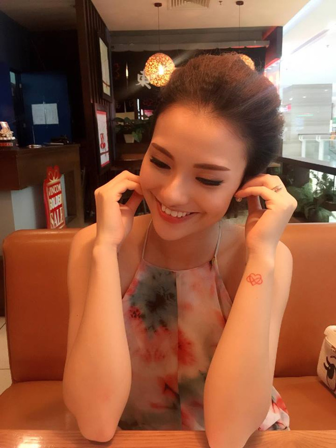 Hồng Quế nói rằng khi cô biết Cherry có mặt trên cuộc đời này cũng là lúc cô thấy hài lòng với tất cả, không còn muốn ghen tuông với mọi thứ, sống rộng lượng và không suy nghĩ quá nhiều.