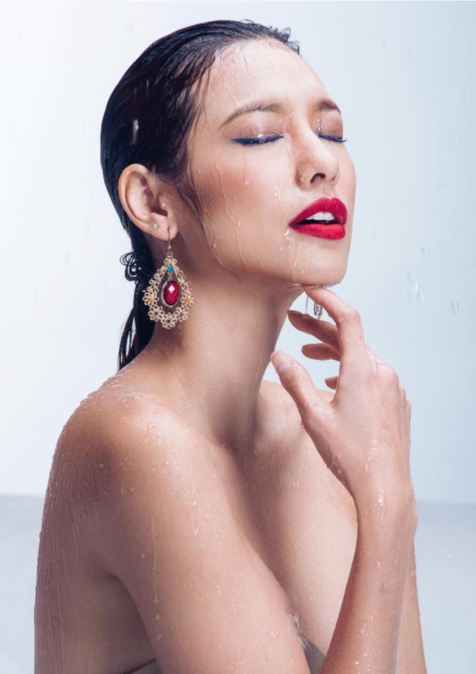 Cùng ngắm thêm một số hình ảnh về cô gái xinh đẹp, mạnh mẽ và cá tính này!