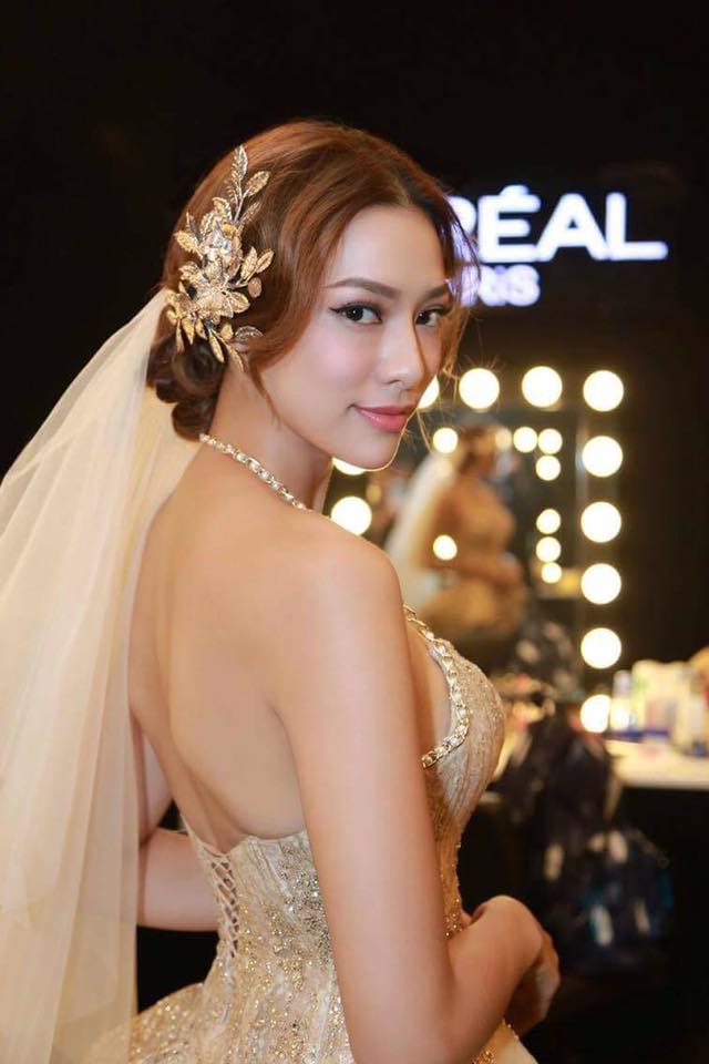Với cá tính đặc biệt, cùng tiềm năng của mình, Lilly được đánh giá cao trên hành trình chinh phục ngôi vị Quán quân The Face mùa đầu tiên.