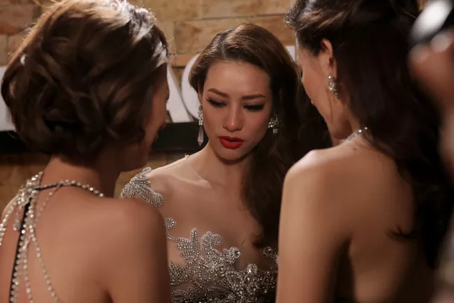 Kết quả, Lan Khuê đã lựa chọn loại Lilly Nguyễn ra khỏi nhà chung.
