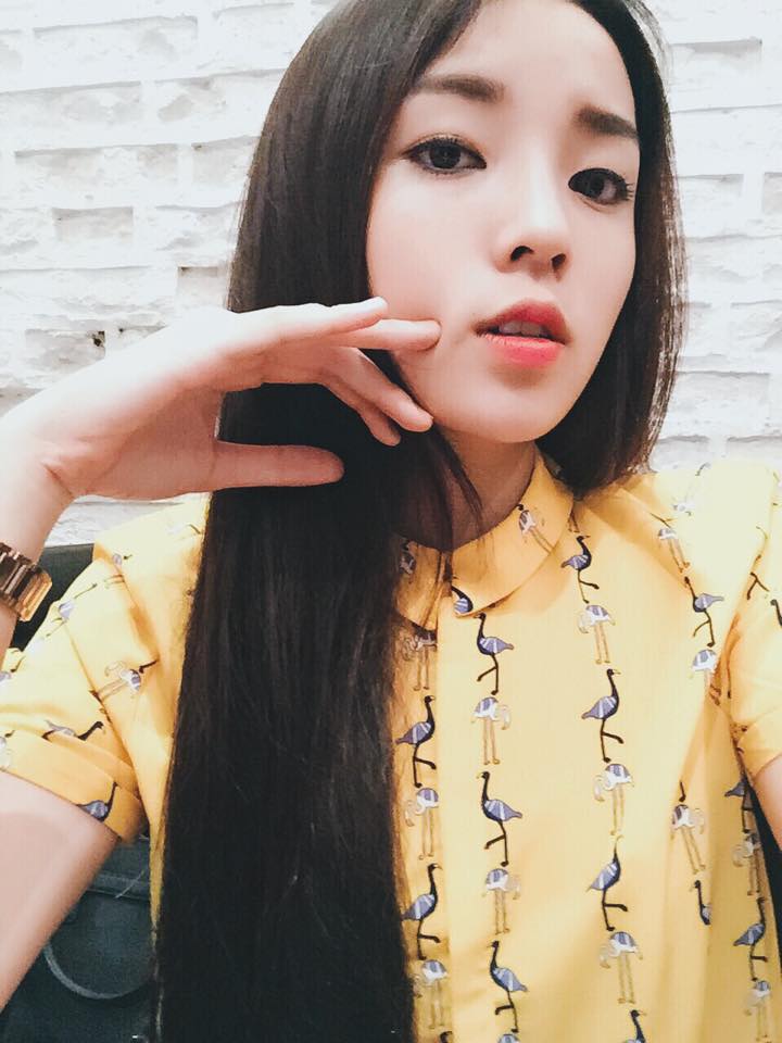 Là một trong những hoa hậu tai tiếng nhất Việt Nam từ trước tới nay, Kỳ Duyên không được lòng công chúng như “đàn chị” Phạm Hương.