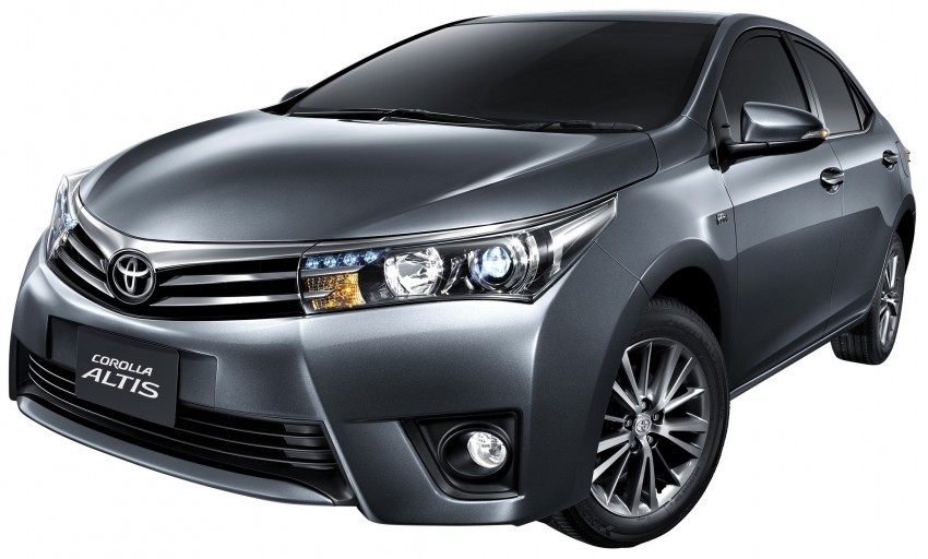 Trước đó, kể từ ngày 1/7/2016, do thuế tiêu thụ đặc biệt giảm, giá bán Toyota Corolla Altis giảm từ 48 - 59 triệu đồng, xuống 747 - 933 triệu đồng tùy phiên bản.