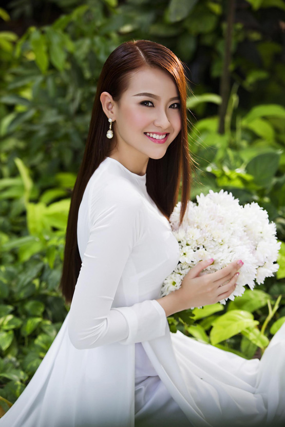 Đi được hơn 2/3 chặng đường, Khánh Ngân là một nhân tố đầy tiềm năng của đội Phạm Hương khi chưa bao giờ lọt top nguy hiểm.