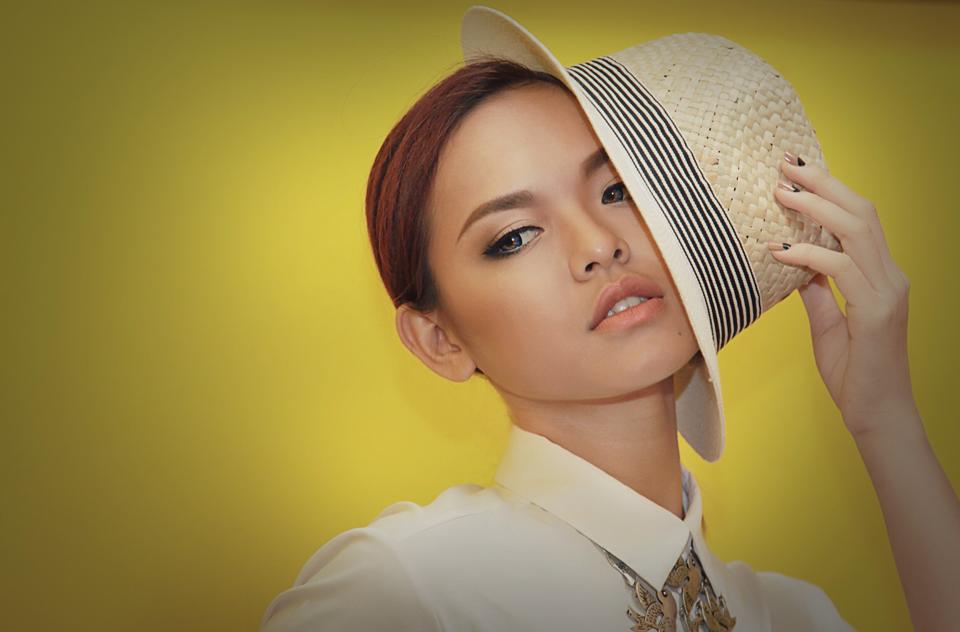 Cô từng vướng mâu thuẫn với hai đồng đội của mình, nhưng bản thân vũ công vẫn chơi đẹp và sẵn sàng chia sẻ kinh nghiệm catwalk cho bạn cùng phòng. Sau 6 tập, hiện tại Mai Ngô đang là “chiến binh” duy nhất còn lại của đội HLV Lan Khuê.