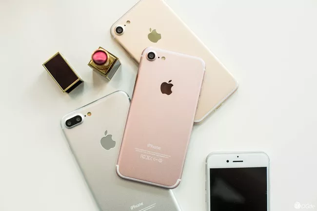 Theo đó, các thay đổi chủ yếu tập trung ở mặt lưng, đặc biệt là cụm camera sau.