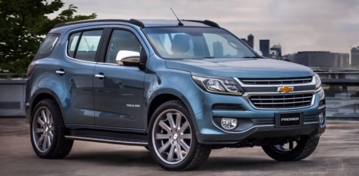 Chevrolet Trailblazer phiên bản nâng cấp đã lần đầu tiên trình làng với thị trường thế giới tại Brazil vào tháng 5/2016. 