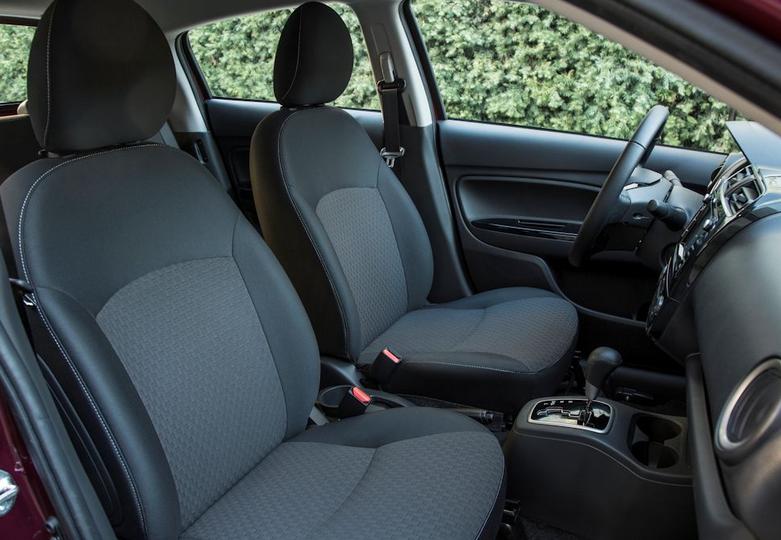 Mặc dù có nhiều ưu điểm, nhưng không gian nội thất của Mitsubishi Mirage mới vẫn có một số điểm trừ và cần cải tiến như: hàng ghế sau khá chật so với các đổi thủ (do kích thước nhỏ gọn), chất liệu ghế nỉ không phù hợp với điều kiện khí hậu ở Việt Nam (khó khăn trong việc bảo dưỡng), đèn nội thất chỉ trang bị cho hàng ghế trước, không có gác tay ở hàng ghế sau.