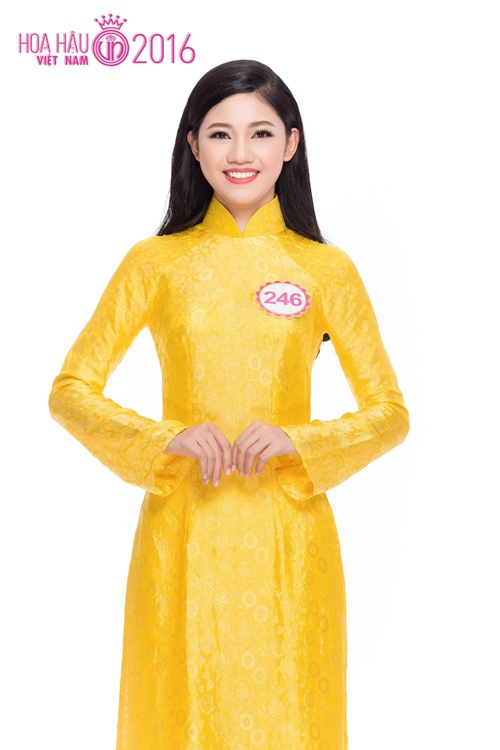 Ngô Thanh Thanh Tú (SBD 246), sinh năm 1994 đến từ Hà Nội, cô là một trong hai thí sinh cao nhất cuộc thi Hoa hậu Việt Nam 2016. 