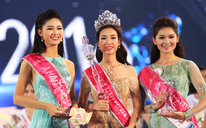Á hậu 1 là Ngô Thanh Thanh Tú và Á hậu 2 là Huỳnh Thị Thùy Dung.