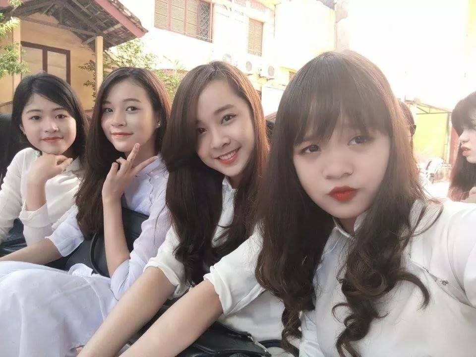 ‘Soi’ mặt mộc của quán quân The Face 2016 Phí Phương Anh