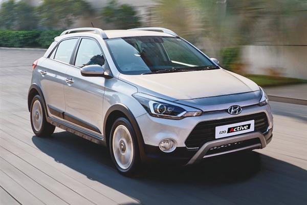&Ocirc; t&ocirc; cũ của Hyundai gi&aacute; rẻ đ&aacute;ng mua nhất hiện nay