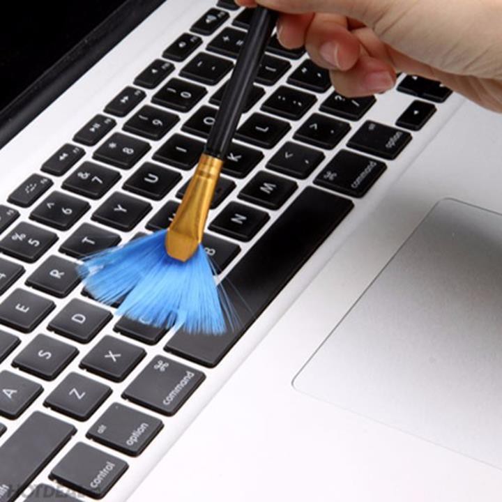 Những sai lầm khi sử dụng m&aacute;y t&iacute;nh x&aacute;ch tay