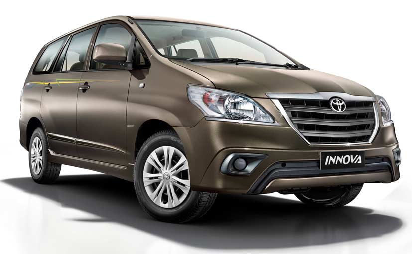 &Ocirc; t&ocirc; cũ hạng trung &lsquo;gi&aacute; rẻ như b&egrave;o&rsquo; của Toyota