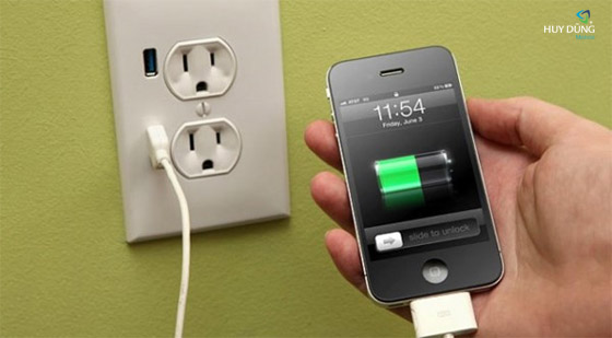 Những th&oacute;i quen tai hại khiến iPhone của bạn sớm &lsquo;ra đi&rsquo;
