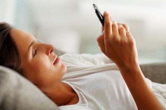 Những th&oacute;i quen đang dần &lsquo;giết chết&rsquo; nhan sắc của bạn