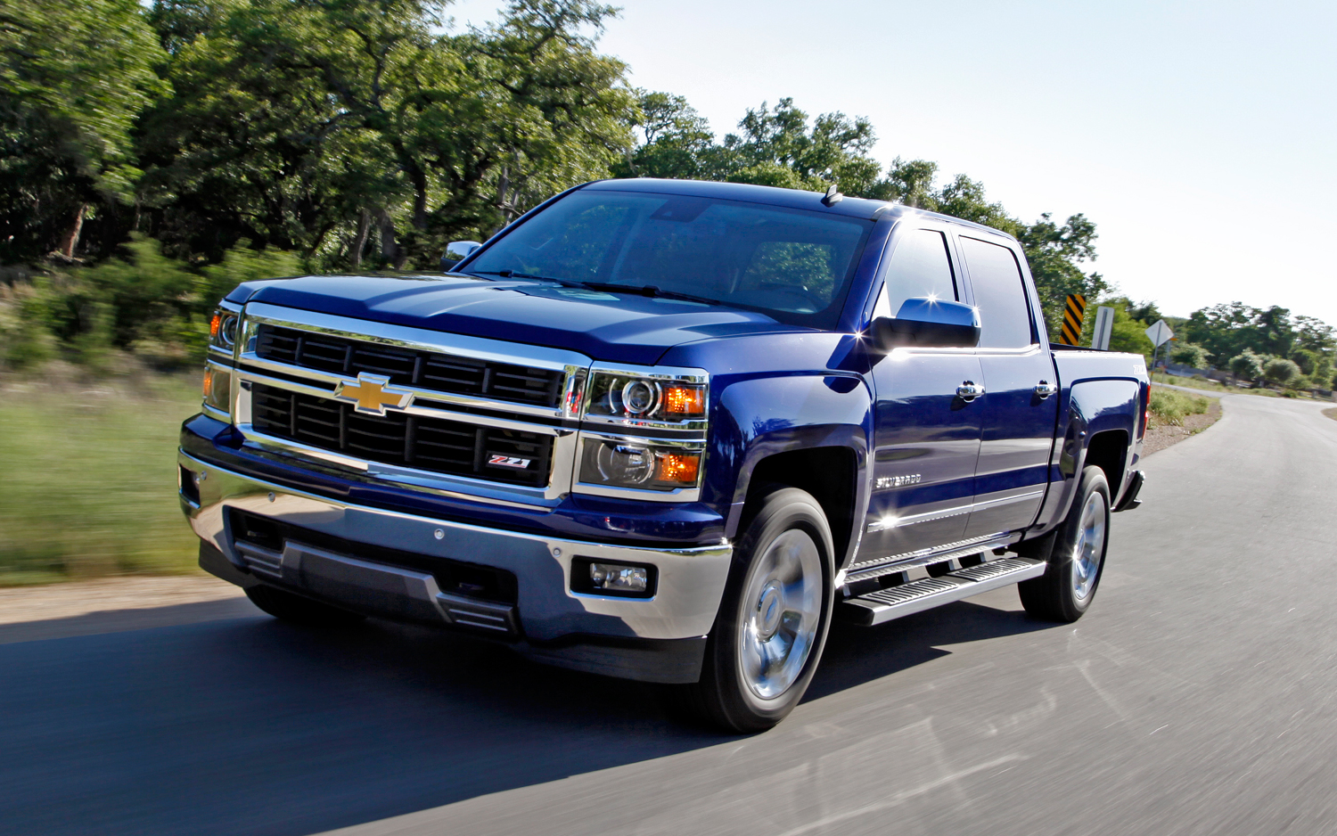 10. Chevrolet Silverado đứng ở vị trí thứ 10 với 307.845 xe được bán ra.