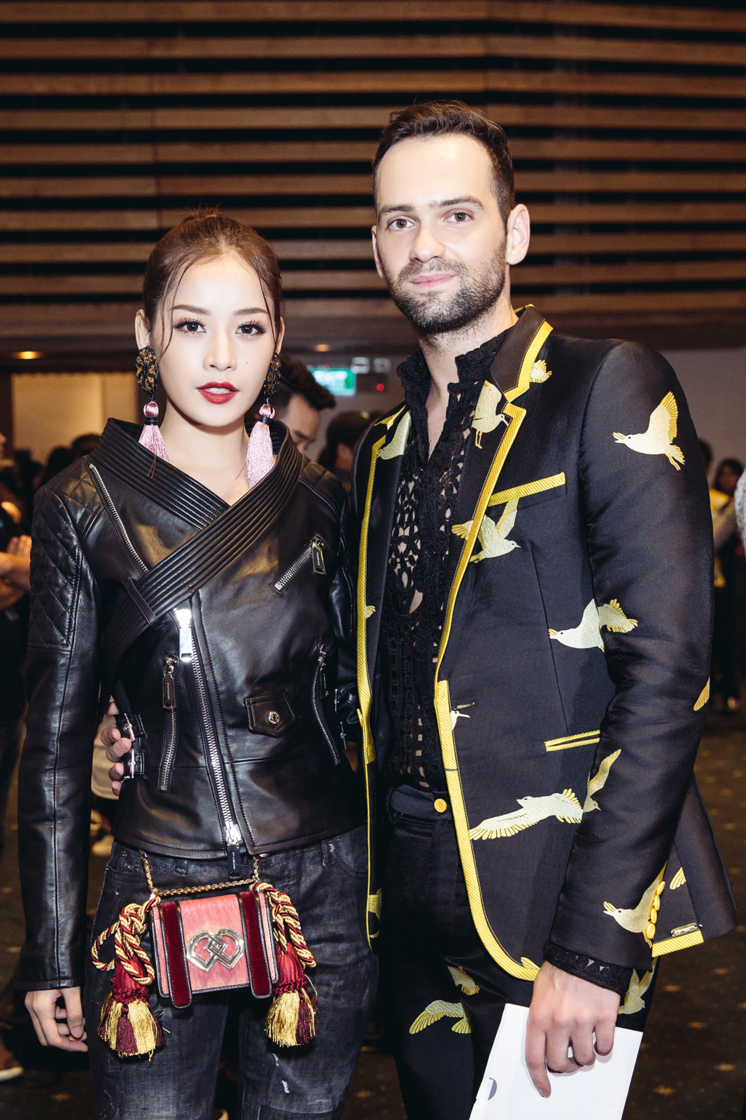 Chi Pu mặc cực &lsquo;chất&rsquo;, nổi bật tr&ecirc;n thảm đỏ Elle Fashion Journey Show 2016