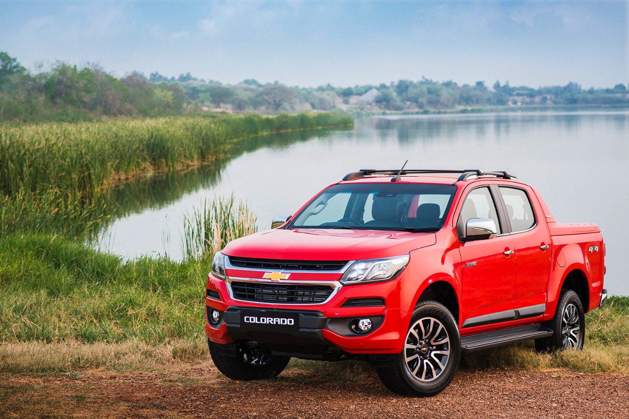 Chevrolet Colorado 2017 gi&aacute; si&ecirc;u rẻ vừa ra mắt c&oacute; g&igrave; đặc biệt?