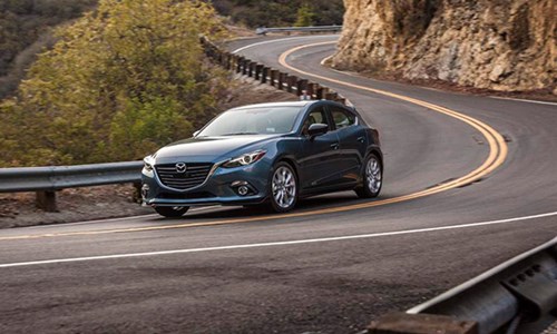 Ng&agrave;y 1/11 tiến h&agrave;nh triệu hồi Mazda3 v&igrave; r&ograve; rỉ nhi&ecirc;n liệu