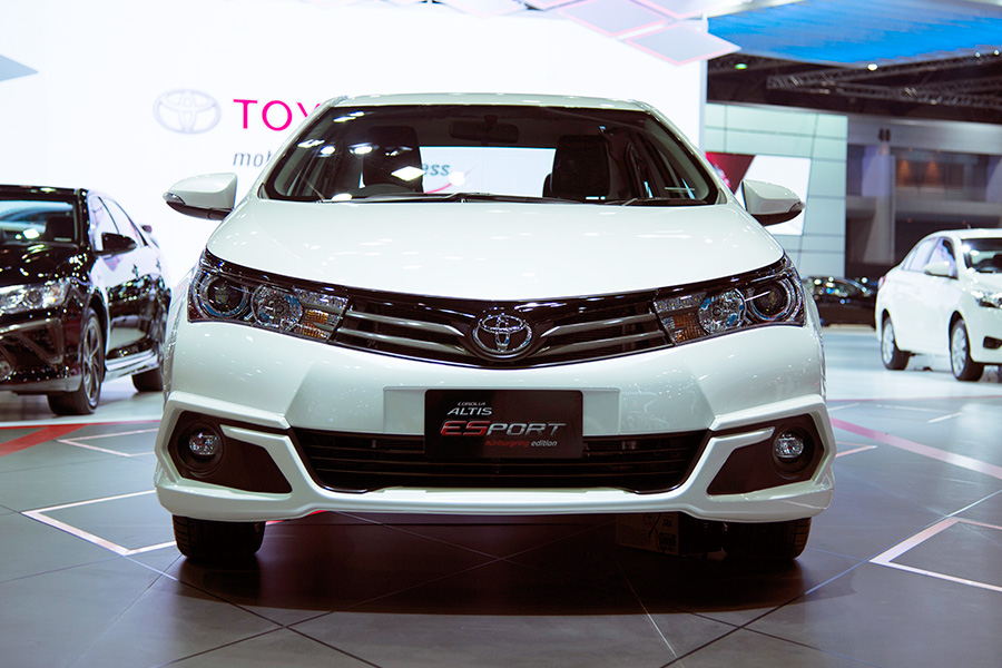 Cận cảnh chiếc Toyota Corolla ESport gi&aacute; si&ecirc;u rẻ vừa được &lsquo;tr&igrave;nh l&agrave;ng&rsquo;