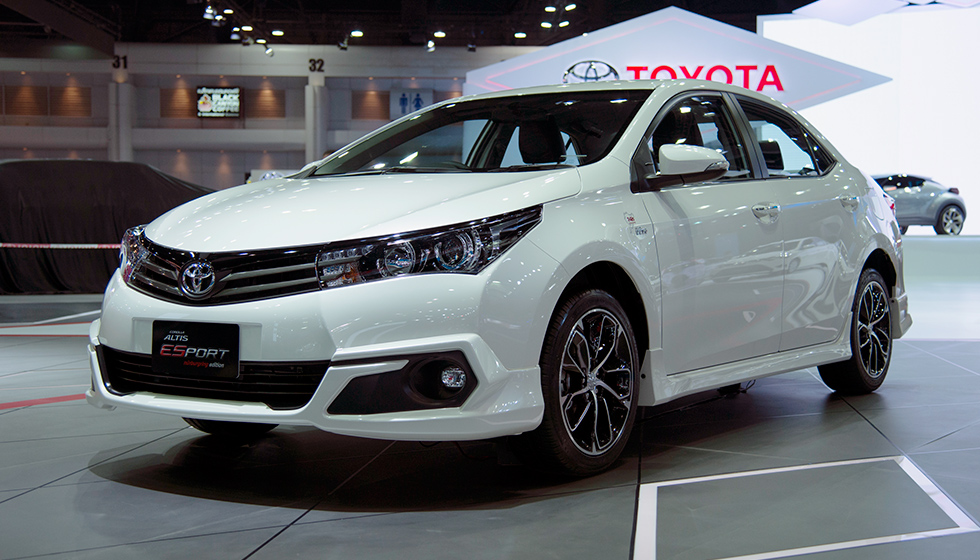 Cận cảnh chiếc Toyota Corolla ESport gi&aacute; si&ecirc;u rẻ vừa được &lsquo;tr&igrave;nh l&agrave;ng&rsquo;