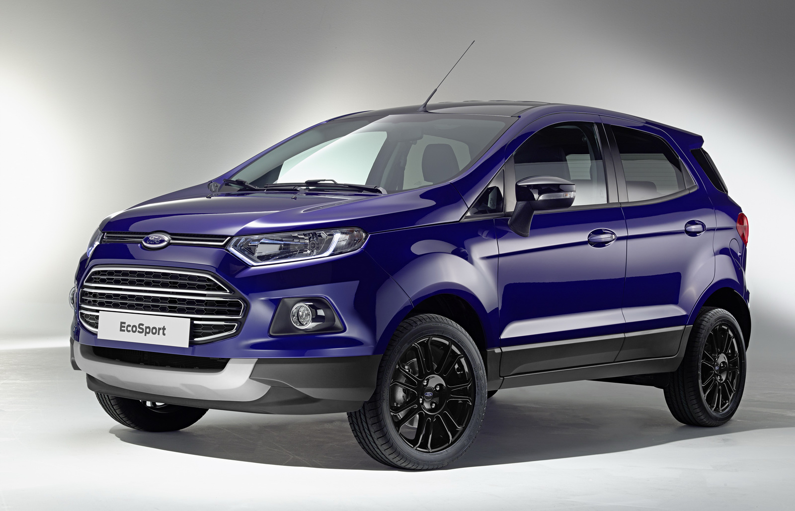 Ford EcoSport b&aacute;n chạy thứ hai Việt Nam c&oacute; g&igrave; đặc biệt?