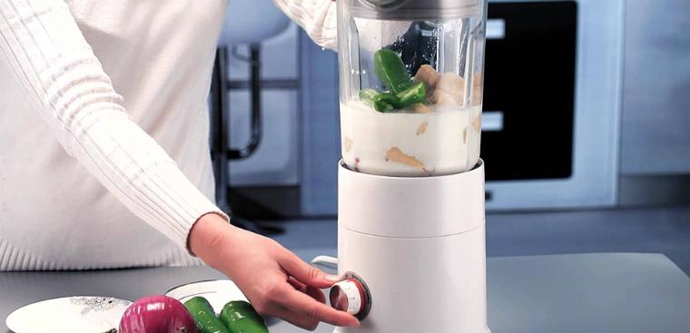Những th&oacute;i quen cần loại bỏ ngay khi d&ugrave;ng m&aacute;y xay sinh tố