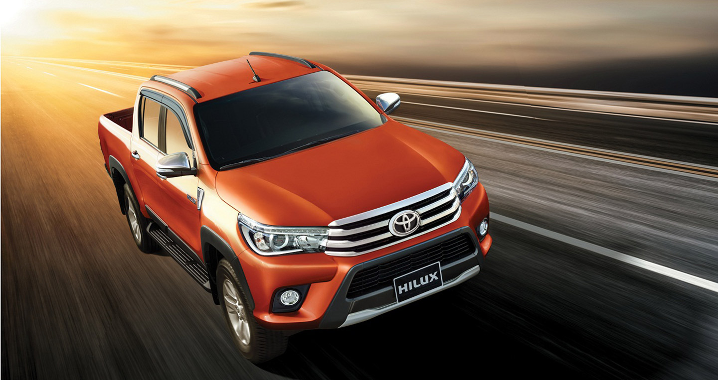Toyota Hilux 2016 vừa chốt gi&aacute; 697 triệu c&oacute; g&igrave; đặc biệt?