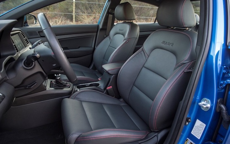 Hyundai Elantra Sport gi&aacute; 501 triệu c&oacute; g&igrave; đặc biệt?