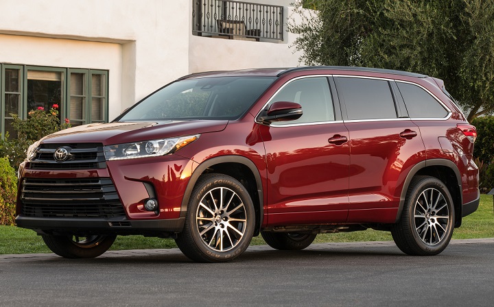 Toyota Highlander 2017 vừa ra mắt c&oacute; g&igrave; đặc biệt?