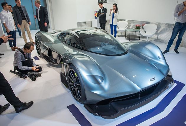 Si&ecirc;u xe đắt nhất thế giới Aston Martin AM-RB 001 c&oacute; g&igrave; đặc biệt?