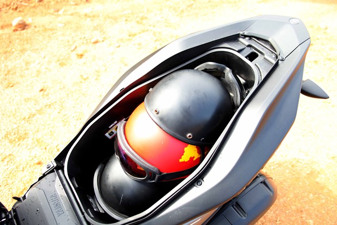 Yamaha NVX chốt gi&aacute; 45 triệu tại thị trường Việt c&oacute; g&igrave; hay