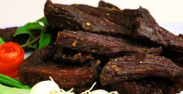 Chọn qu&agrave; Tết vừa độc đ&aacute;o vừa tiết kiệm