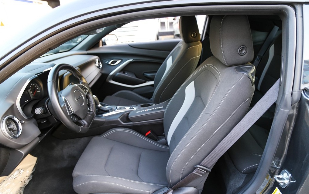 Chevrolet Camaro 2017 vừa được b&aacute;n tại Việt Nam c&oacute; g&igrave; hay?
