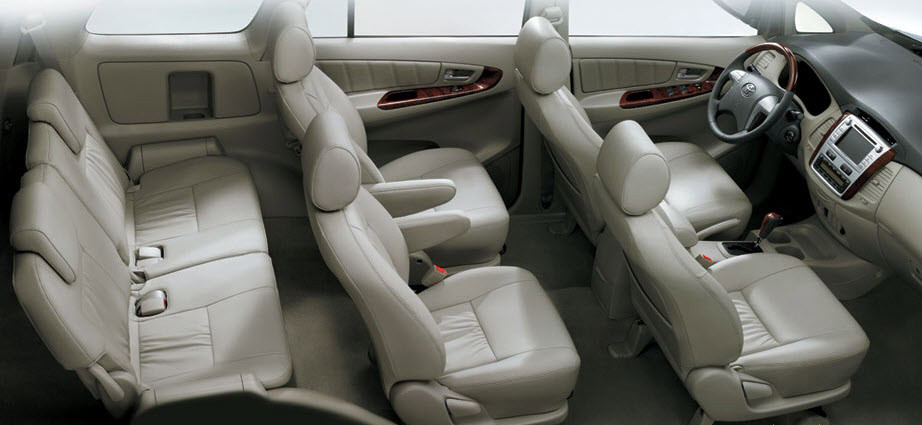 Toyota Innova chiếc &ocirc; t&ocirc; 7 chỗ b&aacute;n chạy v&agrave; những ưu nhược điểm